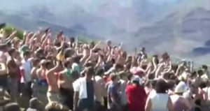 How can we reach 5M leaders in America to sign the Goodness Pledge?